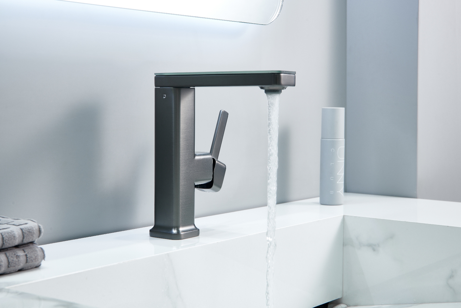 QM-81513N Gun Grey Basin Faucet QM-81513N Gun Grey Basin Faucet
