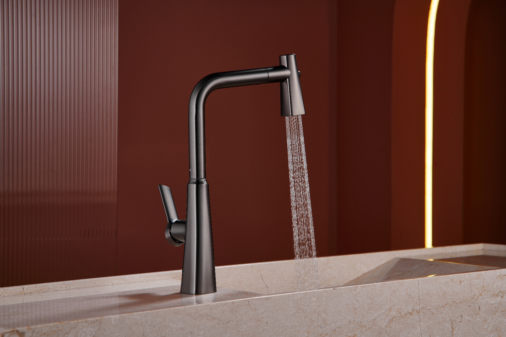 QM-91332 Single Handle Pull-Out Kitchen Faucet QM-91332 Single Handle Pull-Out Kitchen Faucet